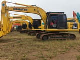 Excavatrice sur chenilles Komatsu PC200-8 2024, vue de profil
