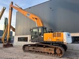 2011 Hyundai R290LC-7A crawler excavator side view