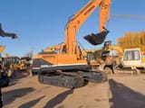 2016 Hyundai R220LC-9S crawler excavator side view