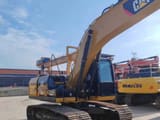 Excavadora de orugas Caterpillar 320D2 2023, vista trasera tres cuartos