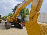 Caterpillar 330C crawler excavator, front three-quarter view