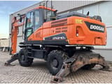 2020 Doosan DX210W-5 wheel excavator, rear three-quarter view
