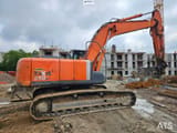 2011 Hitachi Zaxis 250LC crawler excavator, side view