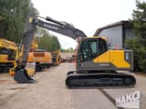 2018 Volvo EC140EL crawler excavator, side profile view