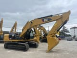 2023 Caterpillar 330D2L crawler excavator, side profile view