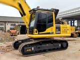 2022 Komatsu PC200-8 Raupenbagger, Seitenansicht