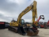 2017 Komatsu PC290LC-11 crawler excavator, side view