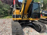 Escavadora de rastos Caterpillar 320D de 2022, vista traseira