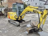 1992 Bobcat 231 mini excavator, side view