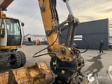2004 Liebherr A312 wheel excavator boom and bucket detail