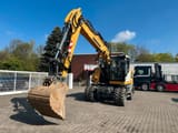 2018 Liebherr A918 COMPACT LITRONIC wheel excavator, front three-quarter view