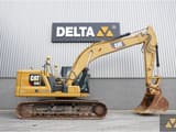 2019 Caterpillar 320 crawler excavator, side view