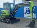 2025 Zoomlion ZE36GU mini excavator, side profile view