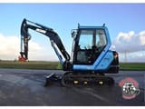 XCMG XE35U-EV mini excavator, side view