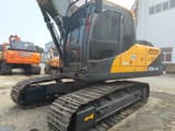 2020 Hyundai R220LC-9S crawler excavator, front three-quarter view