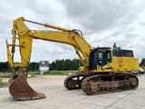 2017 Komatsu PC700LC-11 crawler excavator, side view