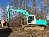 2005 Kobelco SK250 NLC-6ES crawler excavator, side view
