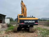 Hyundai R220LC-9 crawler excavator, rear view