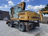 2004 Liebherr 900 wheel excavator, rear three-quarter view