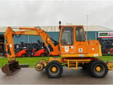 Atlas 1104 excavator, side view