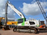 2015 Liebherr R946LC-V crawler excavator, side view