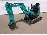 2003 Kobelco SK 09 SR mini excavator, side view