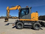 2016 Liebherr A910 COMPACT wheel excavator, side view