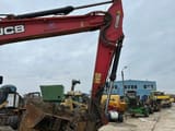 2010 JCB JS240NLC crawler excavator boom and bucket detail