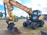 2016 Hyundai HW160 wheel excavator, side view