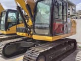 2018 Caterpillar 320D гусеничний екскаватор, боковий вигляд