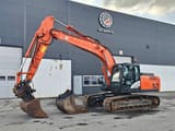 2014 Hitachi Zaxis 210LC crawler excavator side view
