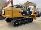 Koparka gąsienicowa 2010 Caterpillar 320D, widok z tyłu pod kątem