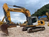2014 Liebherr R946LC crawler excavator, front three-quarter view