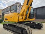2020 LiuGong 925D crawler excavator, side profile view