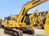 2022 Komatsu PC200-8 koparka gąsienicowa, tylny widok pod kątem