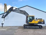 2025 Volvo EC220D crawler excavator side view with hammer attachment