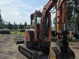 2008 Doosan DX25Z mini excavator, front three-quarter view