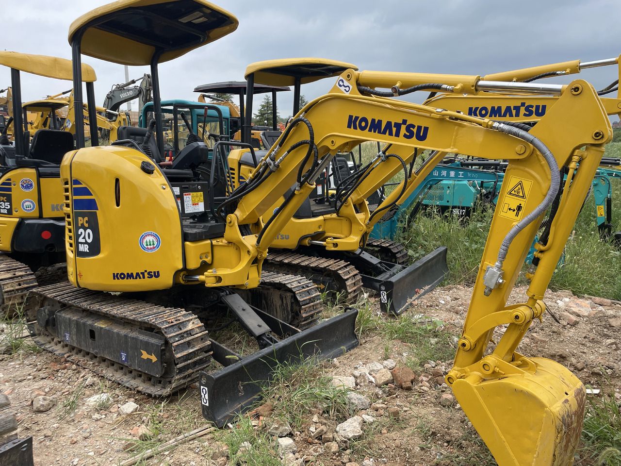 2022 Komatsu PC20MR-3 mini excavator, rear three-quarter view 2022 Komatsu PC20MR-3 mini excavator, rear three-quarter view