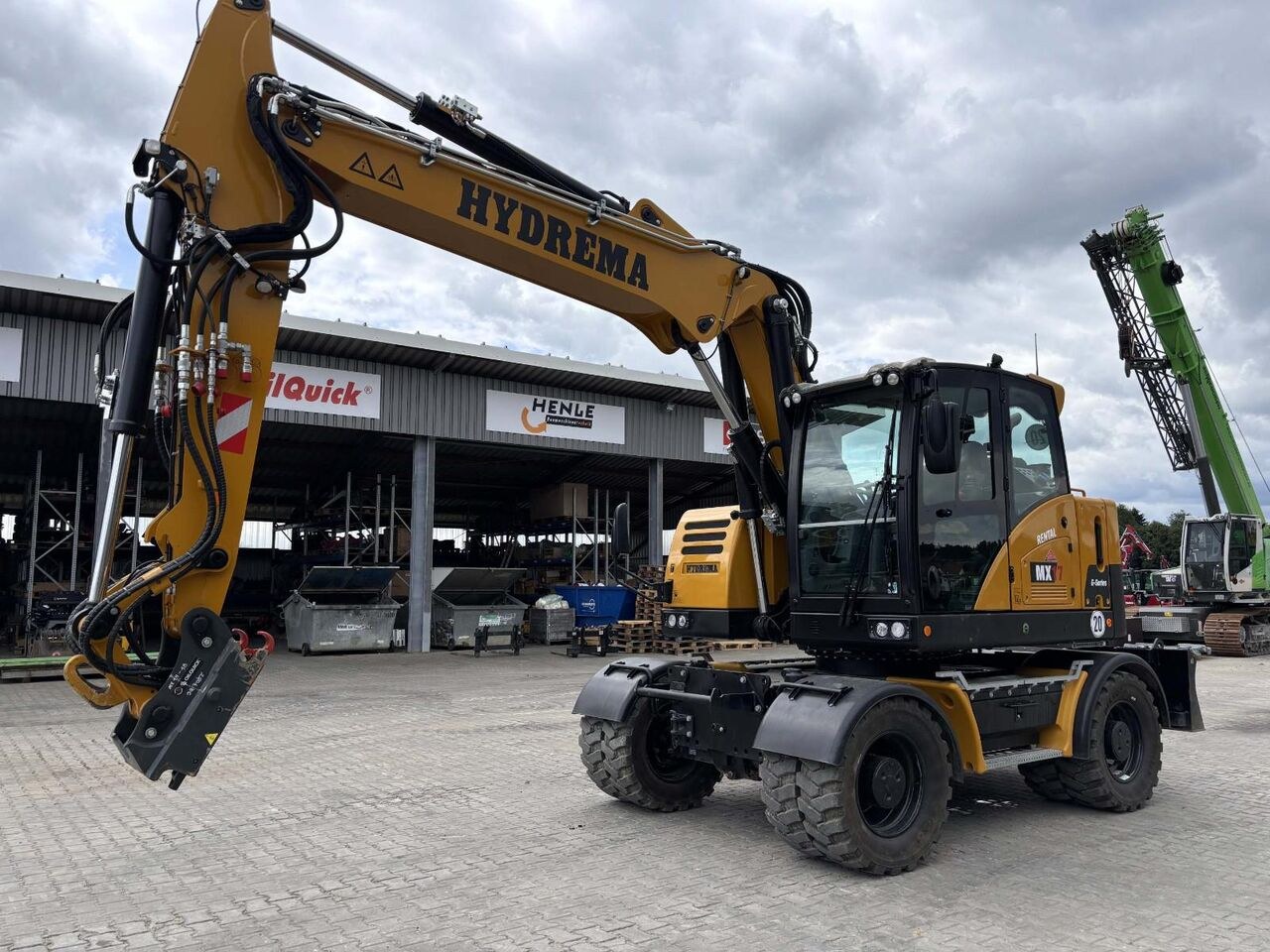 2023 Hydrema MX17G wheel excavator, front three-quarter view