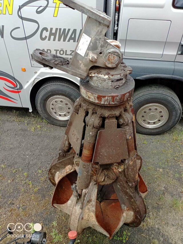 2022 Sennebogen 818-E wheel excavator orange peel grapple attachment 2022 Sennebogen 818-E wheel excavator orange peel grapple attachment