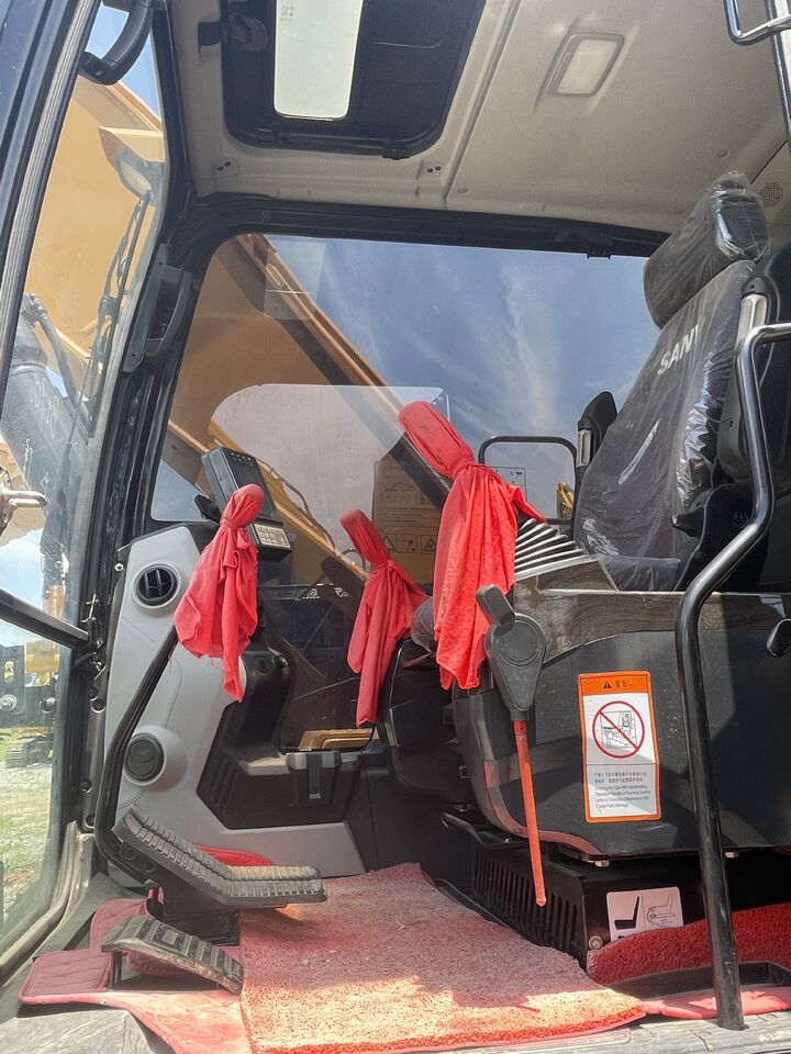 2023 Sany SY245H crawler excavator interior cab view