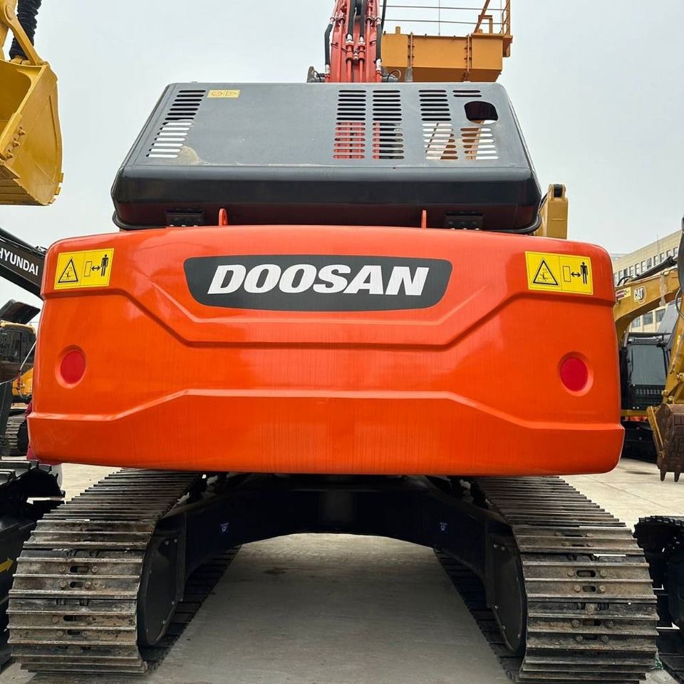 2024 Doosan DX225LC-9C crawler excavator rear view 2024 Doosan DX225LC-9C crawler excavator rear view