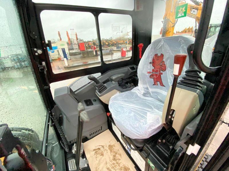 2021 Sany SY50U crawler excavator interior view 2021 Sany SY50U crawler excavator interior view