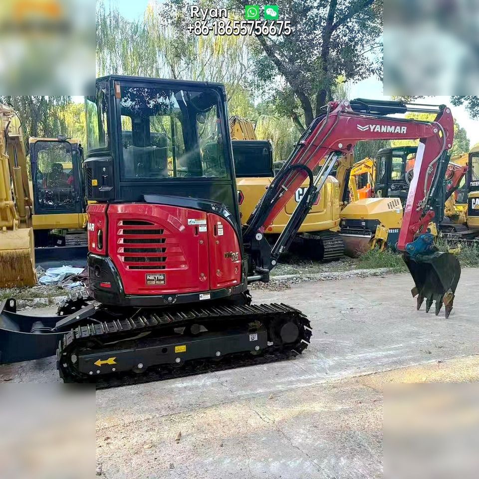2020 Yanmar VIO35-6 mini excavator, side view 2020 Yanmar VIO35-6 mini excavator, side view
