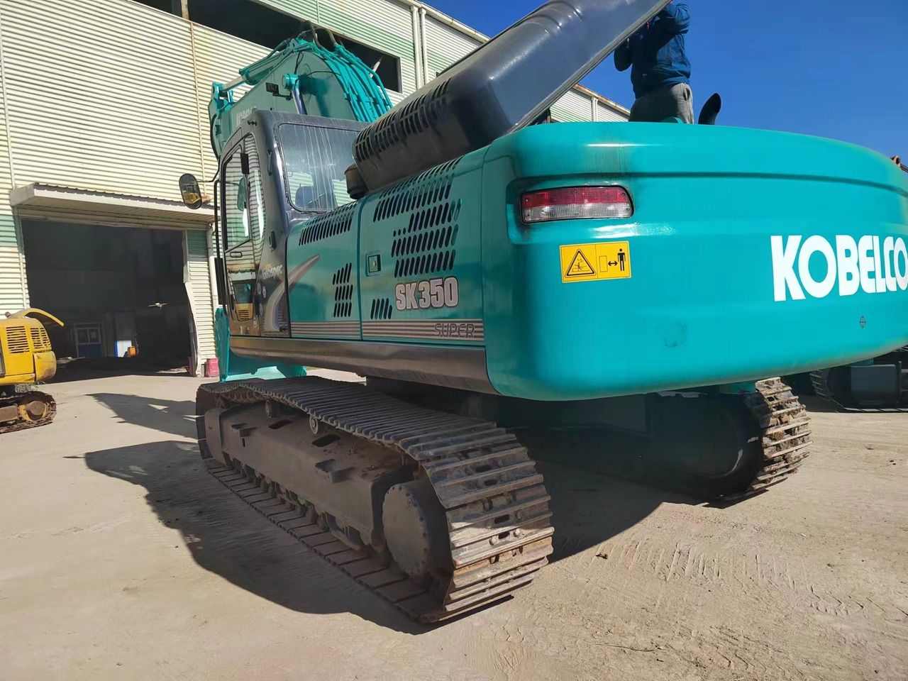2018 Kobelco SK350 crawler excavator, rear three-quarter view