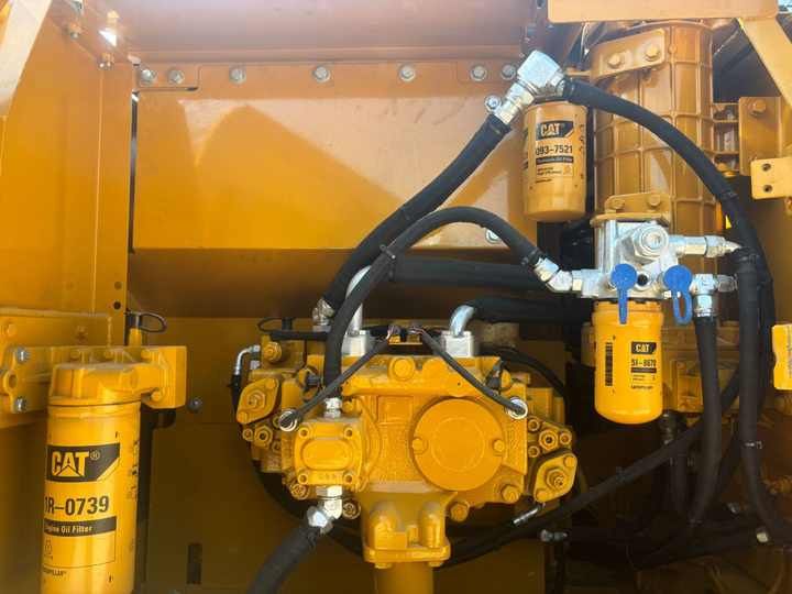 Compartiment moteur Caterpillar 320D 2020