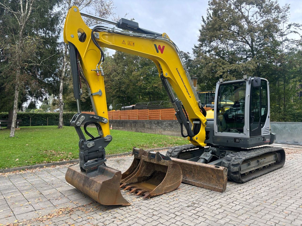 2021 Wacker Neuson ET90 mini excavator, side view 2021 Wacker Neuson ET90 mini excavator, side view