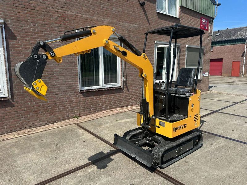 2025 JPC KV12 mini excavator, side view 2025 JPC KV12 mini excavator, side view