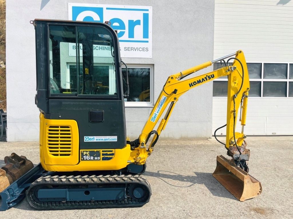 2014 Komatsu PC16R-3HS mini excavator, side view 2014 Komatsu PC16R-3HS mini excavator, side view