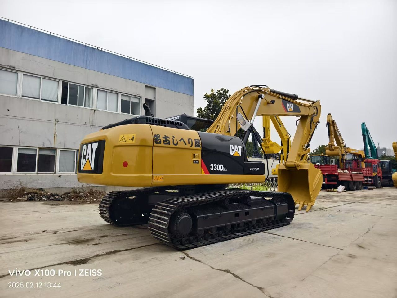2023 Caterpillar 330D2L crawler excavator, rear three-quarter view 2023 Caterpillar 330D2L crawler excavator, rear three-quarter view